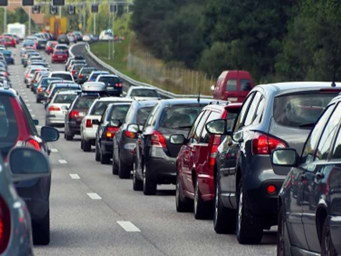 Eurispes, in Italia la più alta diffusione di automobili