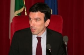 Agricoltura, incontro tra l'Ania e il ministro Martina
