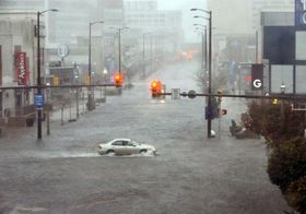 Munich Re, 2013 più leggero per le catastrofi naturali