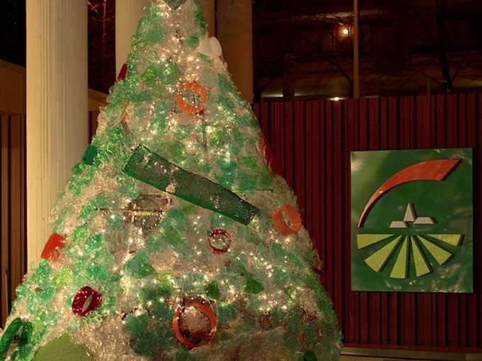Groupama, un albero di Natale per la solidarietà