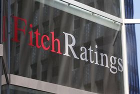 Fitch, debito sovrano ancora un rischio per le compagnie italiane
