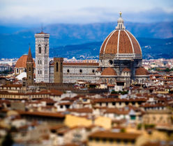 Firenze, truffa milionaria ai danni delle compagnie: tre arresti