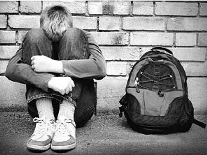Francia, boom delle polizze anti-racket già dalle scuole elementari