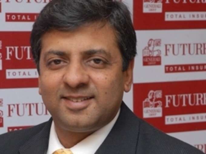 Future Generali taglia addetti e agenzie in India