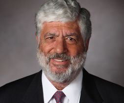 Aig, scomparso l'ex ceo Robert Benmosche