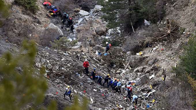 Disastro Germanwings, stanziati i primi indennizzi assicurativi