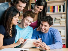 Assicurazione e diversità generazionali