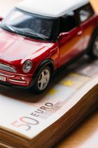 Auto quanto mi costi: 3200 euro all'anno